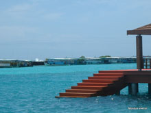 escalier donnant sur la mer